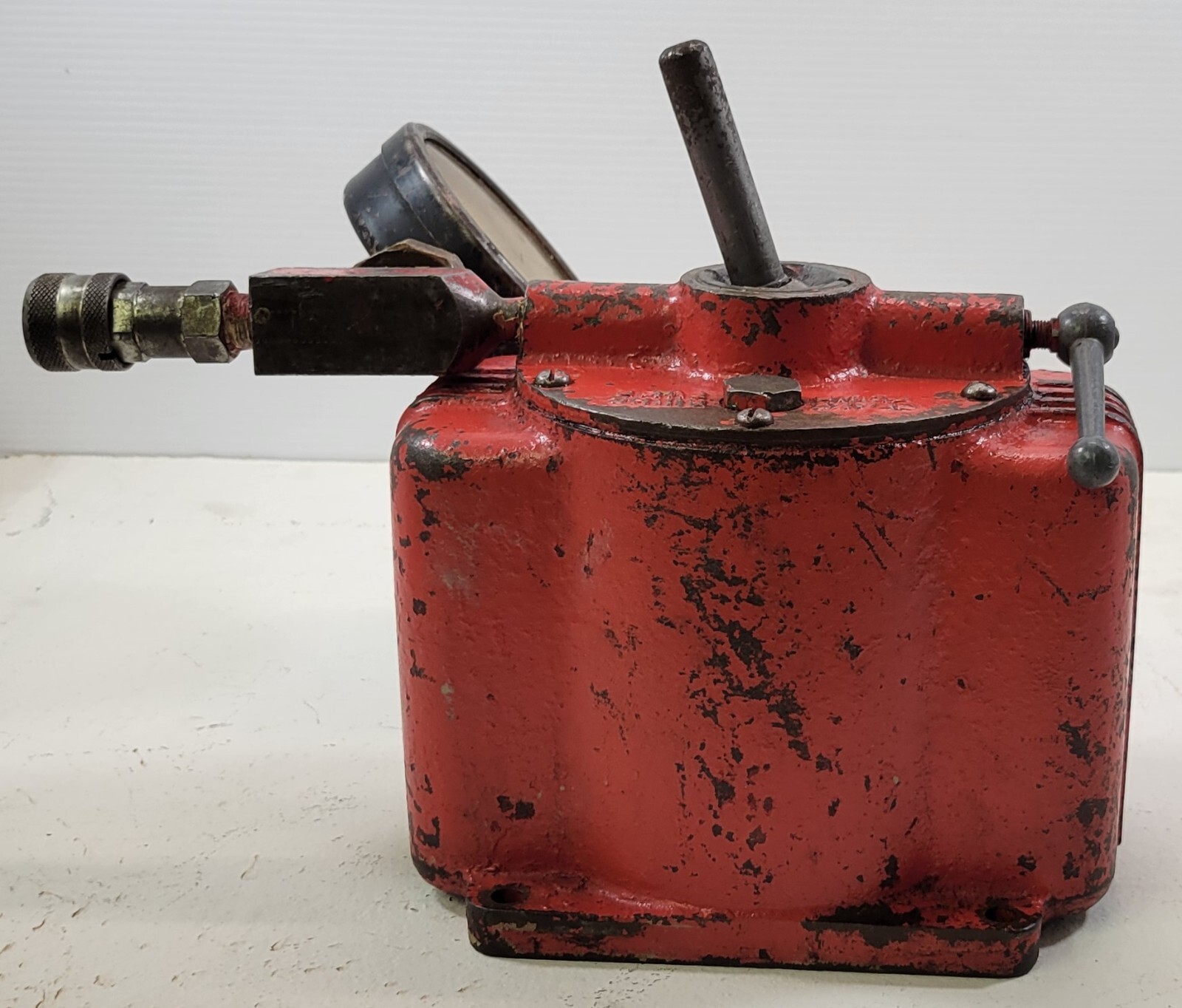 *A) Vintage Hydraulic Pump Lever with 5″ Jas P Marsh Gauge
