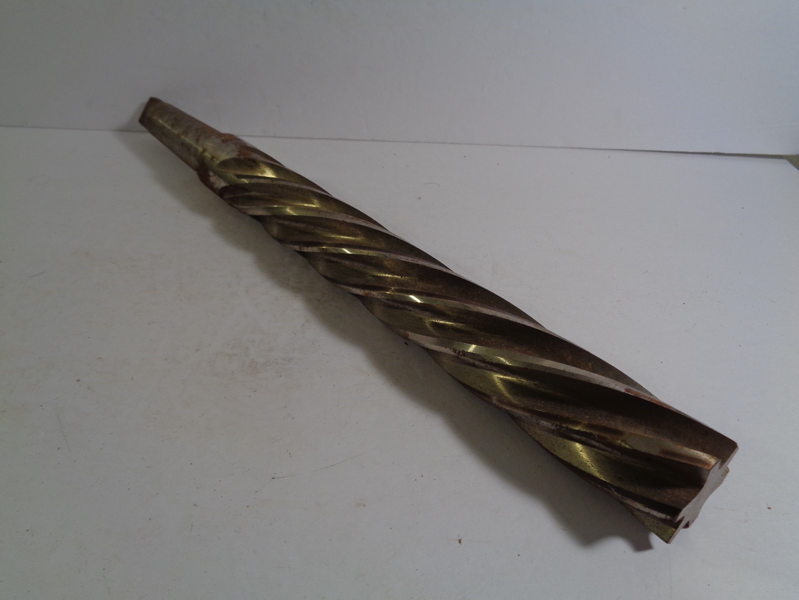 Drill Bit? Ream? 6 Flute Fluted Tapered Star Reamer? 5.5 Lb HELP 17-5/8″ Vintage