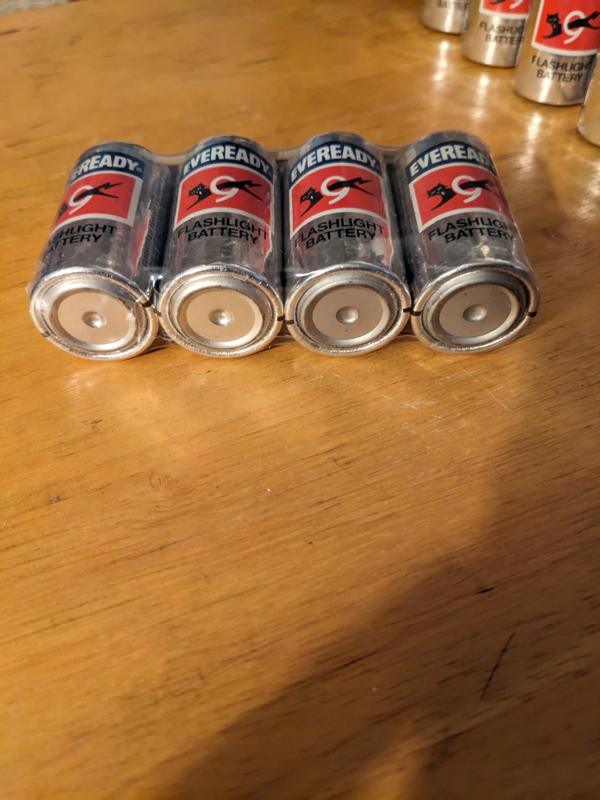 6 Vintage 4-packs of Eveready C Cell Batteries NOS NEW SEALED 6 sets