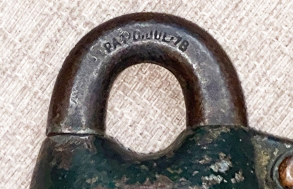 Vintage Cast Iron Tumbler Star Padlock with Chain – 151