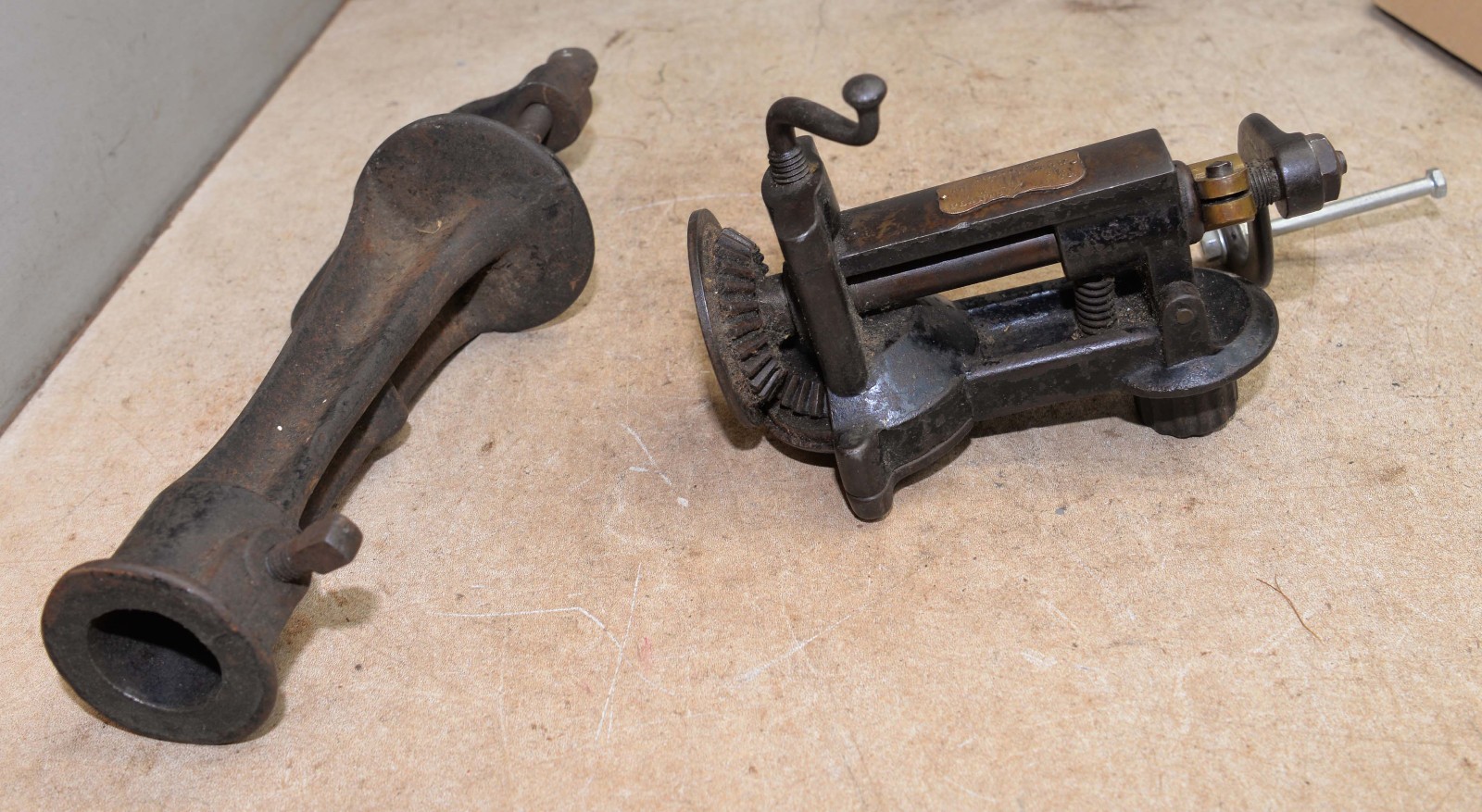 Rare antique Peck & Stow rotary metal burring roller bead forming tin edge tool
