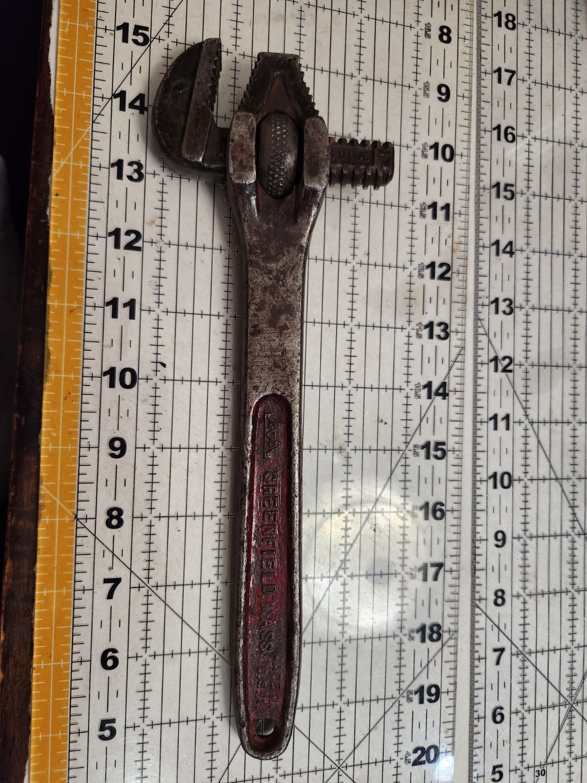 VINTAGE GREENFIELD 10” LITTLE GIANT REVERSIBLE PIPE WRENCH, FEB 4 1913 PAT, USA
