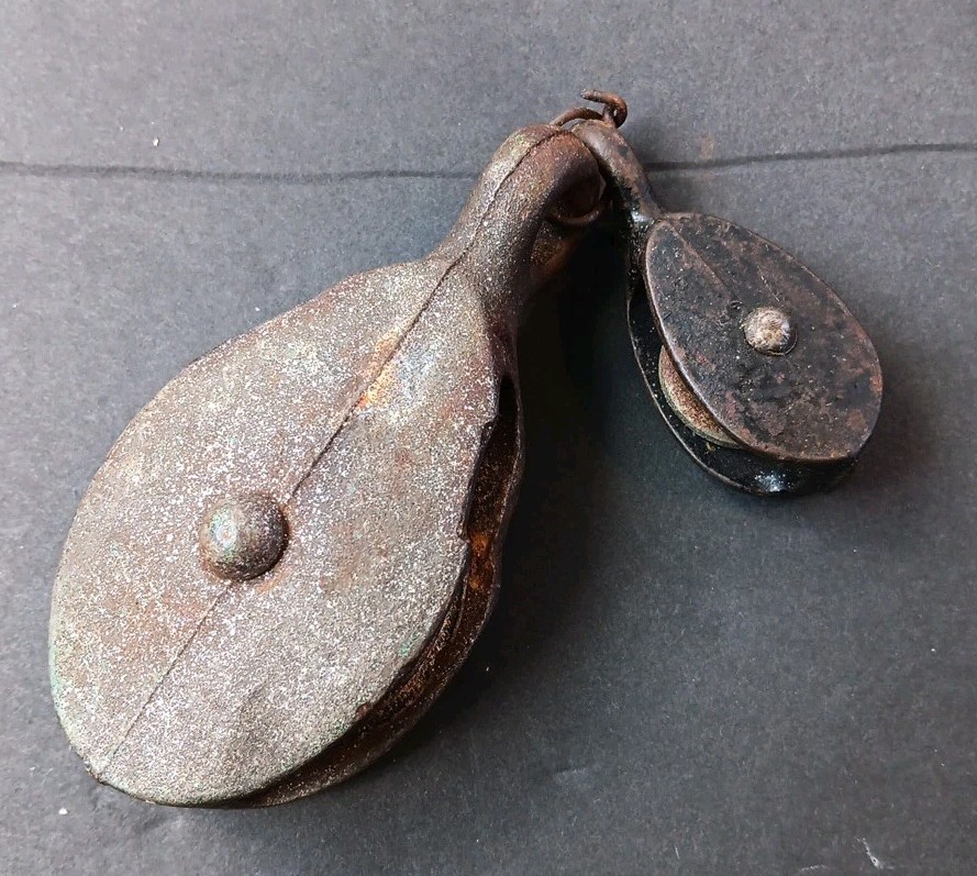 Two Vtg Metal Pulleys Barn/Farmhouse/Industrial Rustic Patina Large & Small, USA