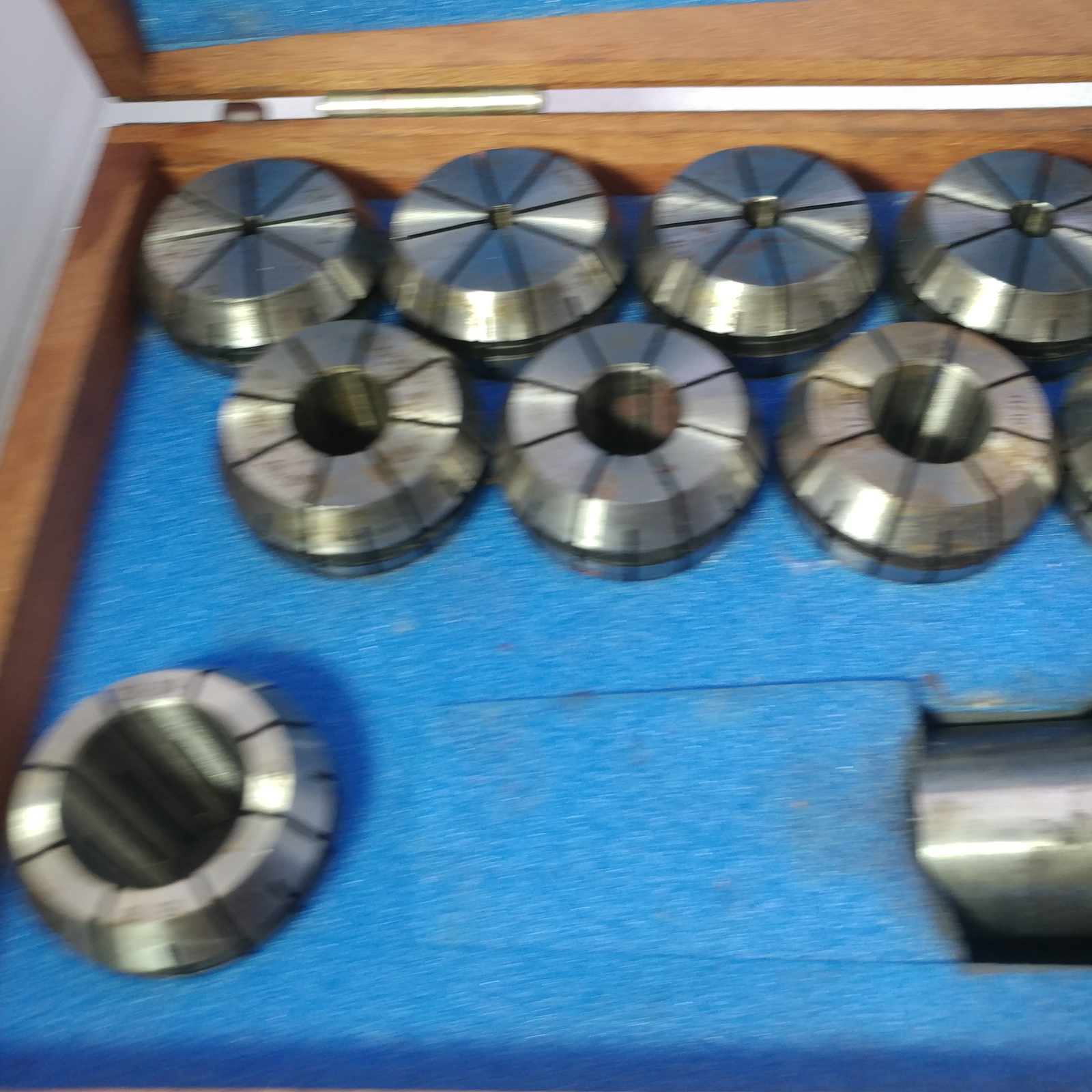 ER-40 1.1/4 ETM COLLET CHUCK SET 1/8″ -1″ in the original box
