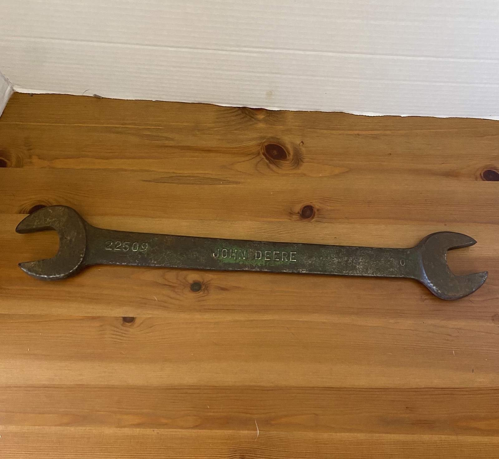 Vintage John Deer 16 Inch Wrench 22509 Collectible