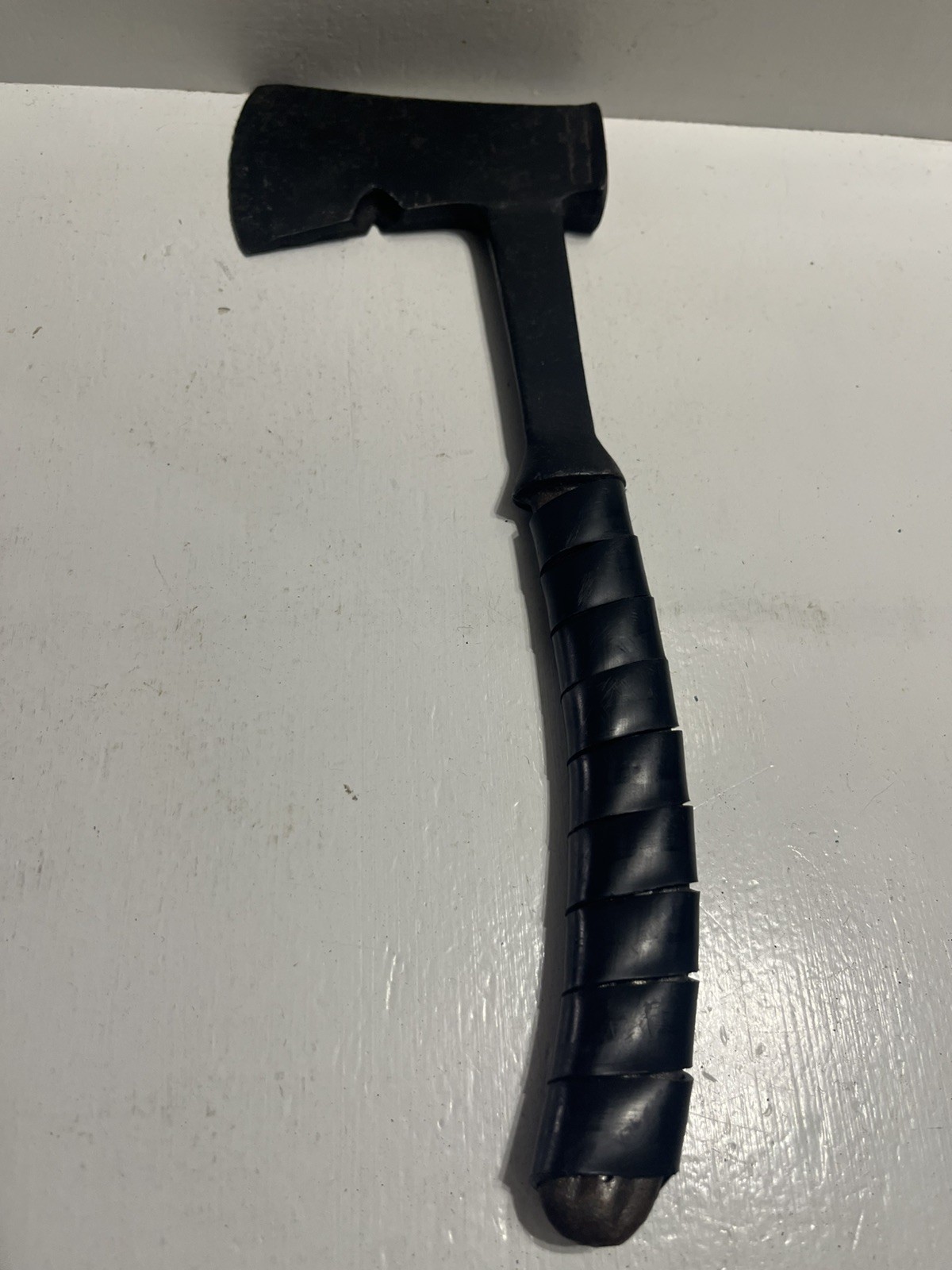 – Hatchet Axe Camping Survival Kindling Vintage Hand Tool 1.4 Pounds