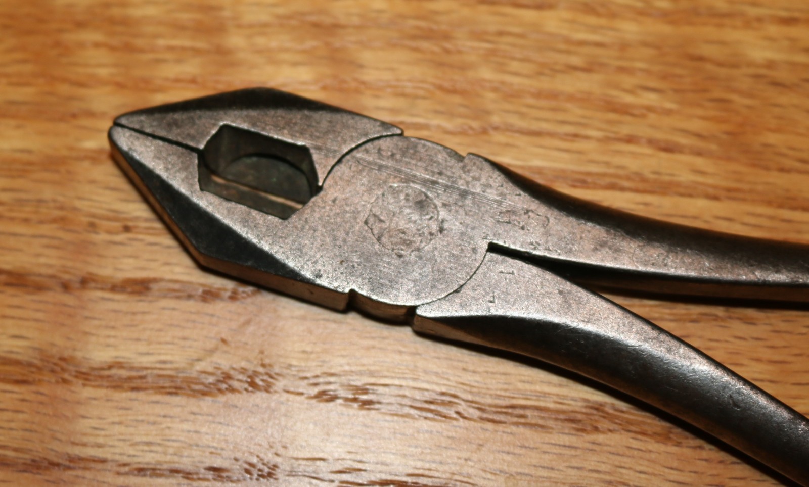 Vintage Revonoc H.S.B.&CO/Hibbard Spencer Bartlett 6.5″ Pliers & Unmarked Pliers