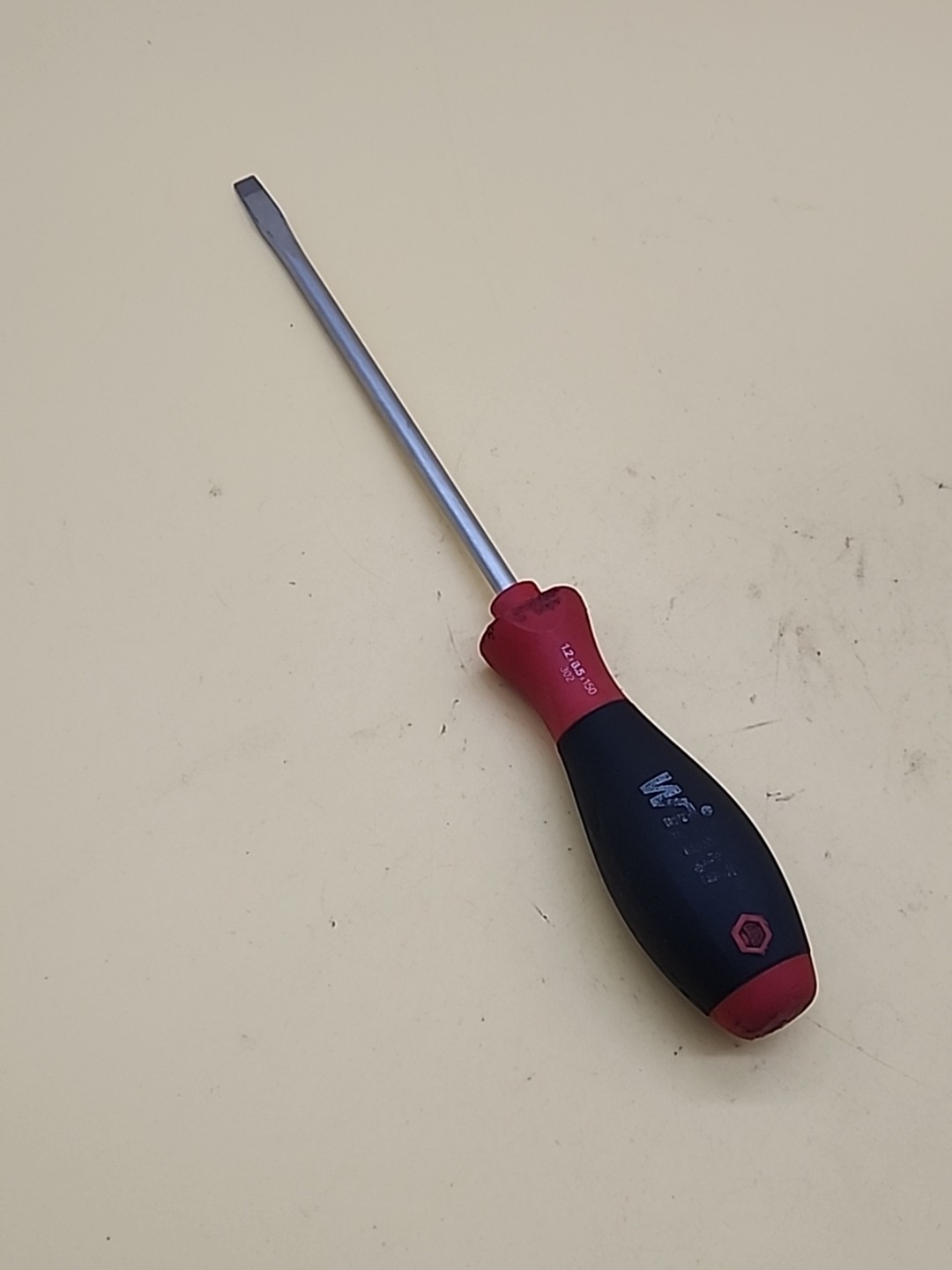 Wiha Soft Finish 302 1. 2×6,5×150 Slotted Screwdriver 10.5 Long