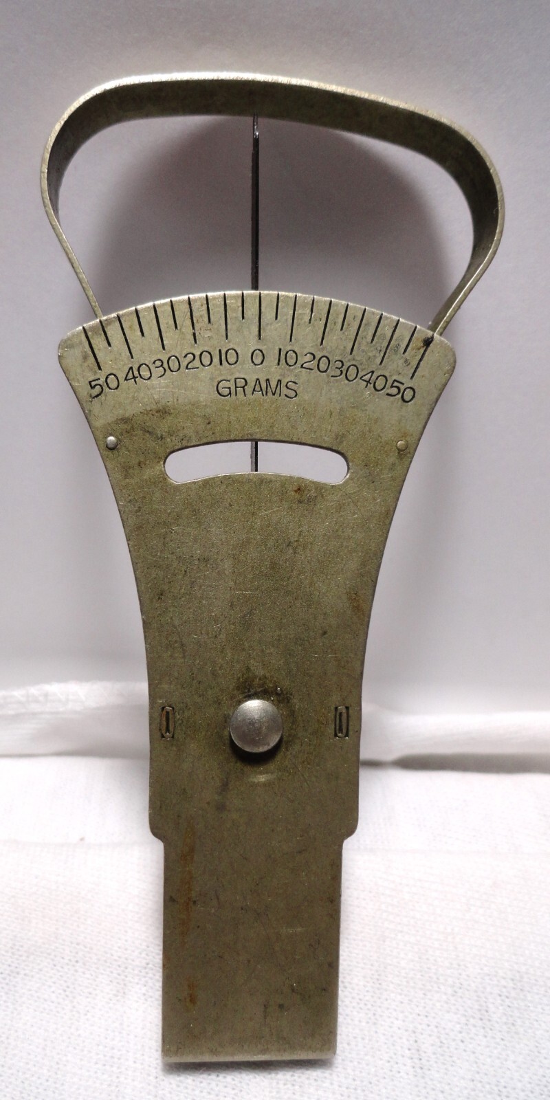 RARE VINTAGE BRASS POCKET SMALL 50 GRAM GOLD SCALES Gram 4″ LONG #70G FAST SHIP