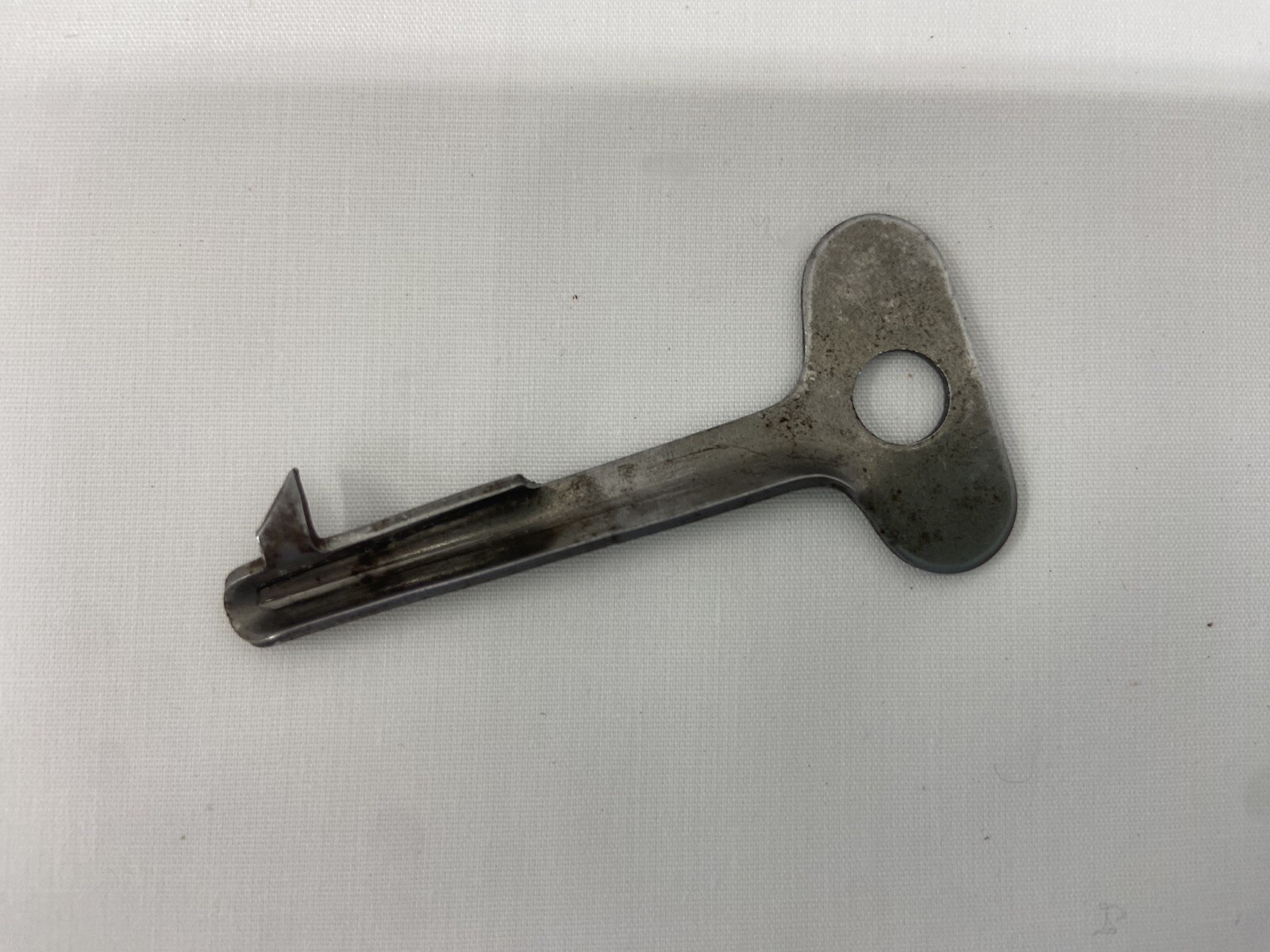Vintage Metal Key/Tool Pointed Edge