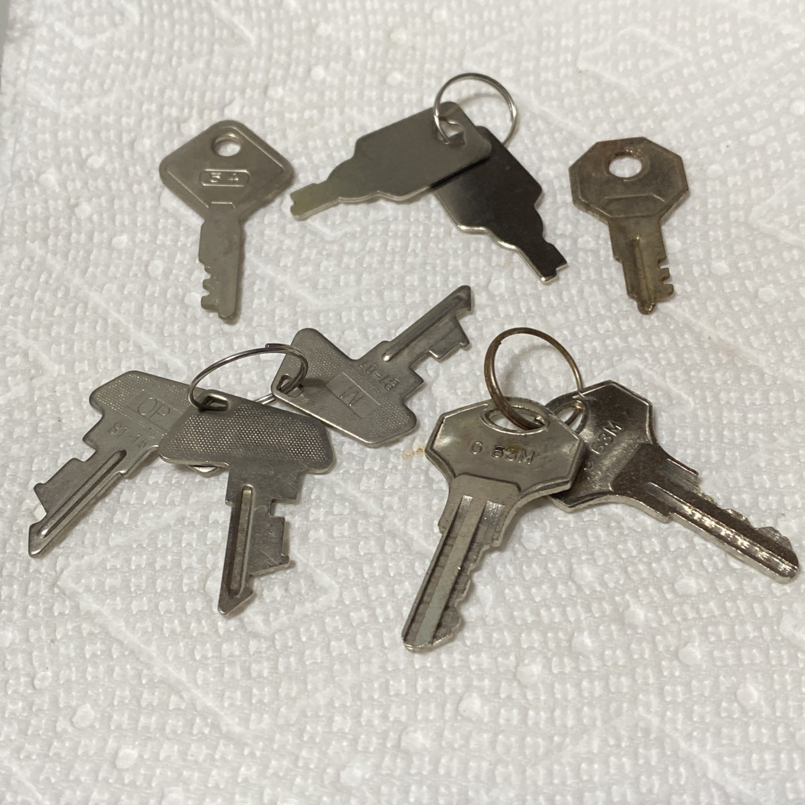 9 Various Silver Small Keys Luggage Lock Box Etc