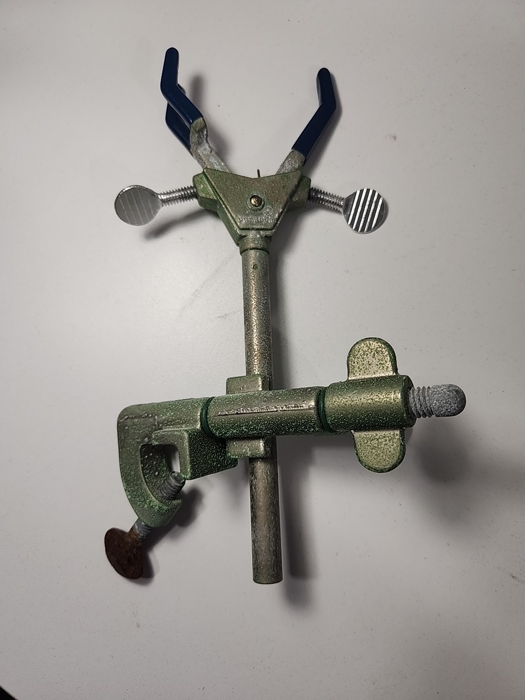 Fisher Castaloy-R Med. 3 Prong Clamp Extension Blue Clamp Yoke for Full Depth