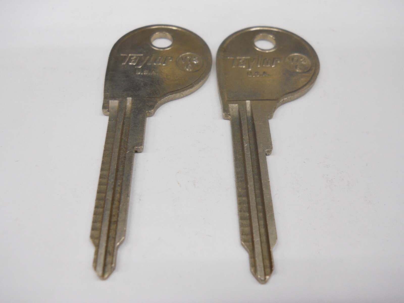 Taylor V78G Key Blank Fits VW Volkswagen VW67S V25 WT4 Lot of 2