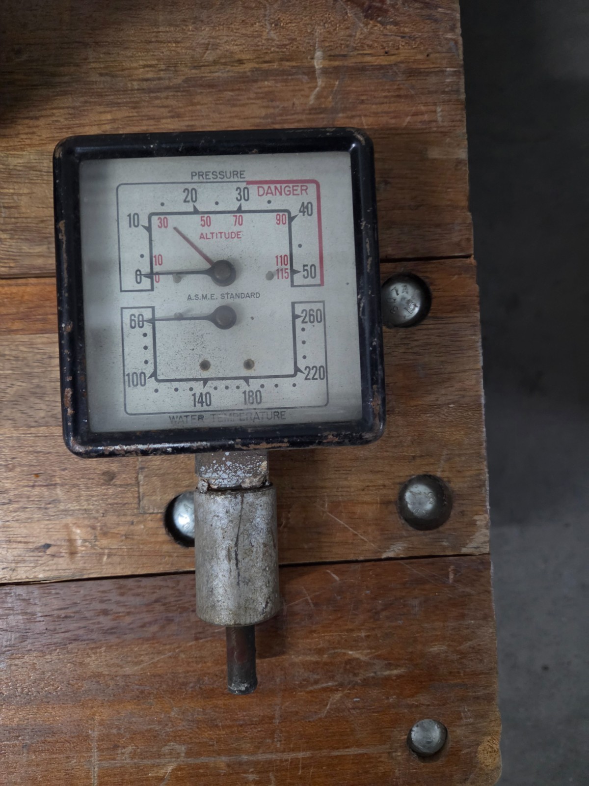 VTG US Gauge 13351 Altitude, Temperature ASME Standard Gauge SQUARE Industrial