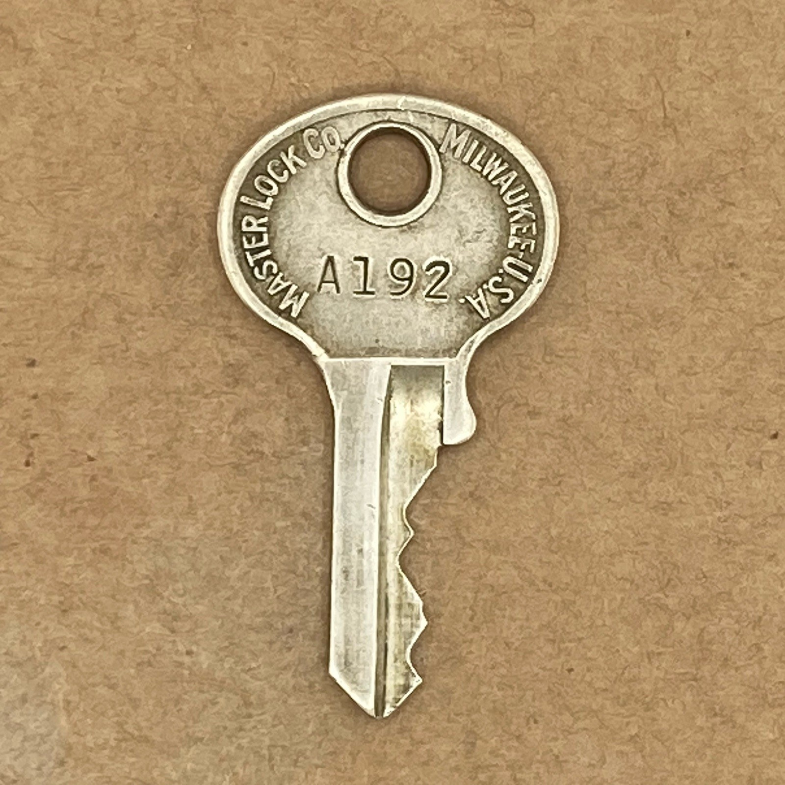 Vintage Key – Walking Lion Logo – Master Lock Co. Milwaukee USA – A192