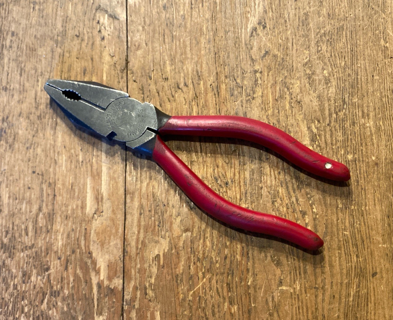 VINTAGE ELLIOTT LUCAS PW216-6” COMBINATION PLIERS FITS JAGUAR TOOLKIT OLD TOOLS