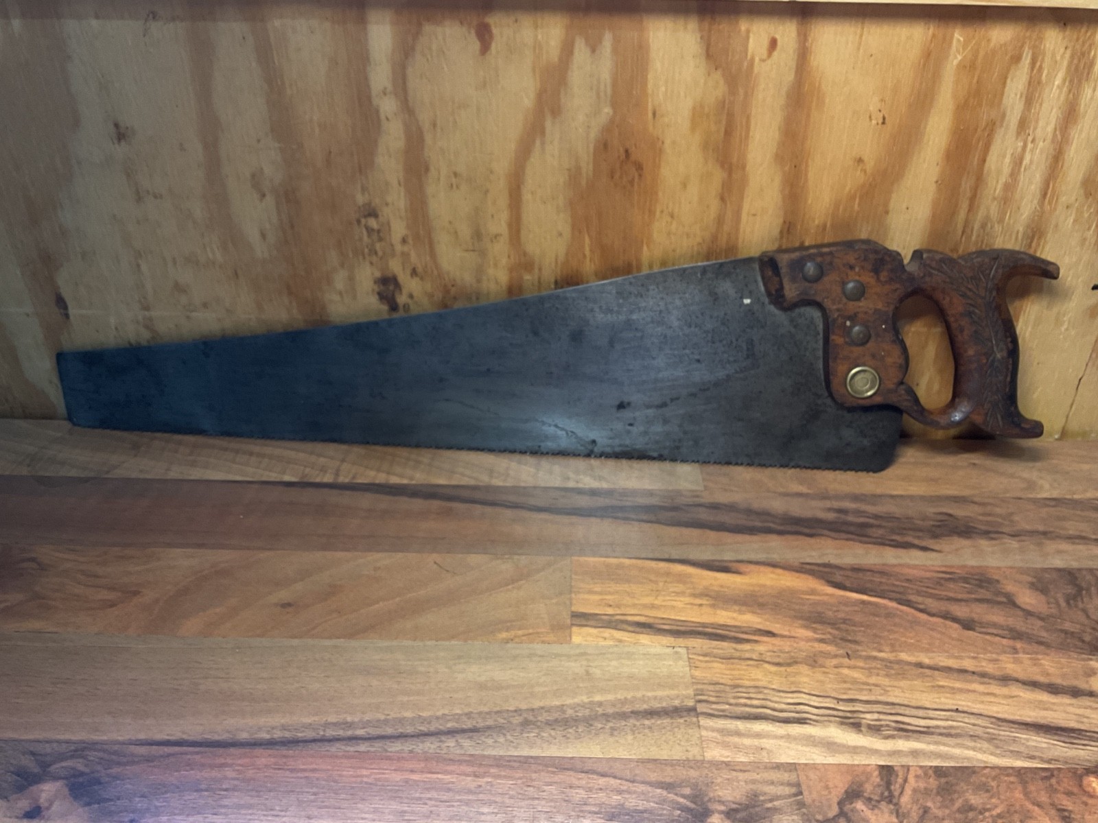 Antique BARKER HARDWARE CO. Cross Cut Hand Saw 8 TPI “BUCK/STAG” ETCH!