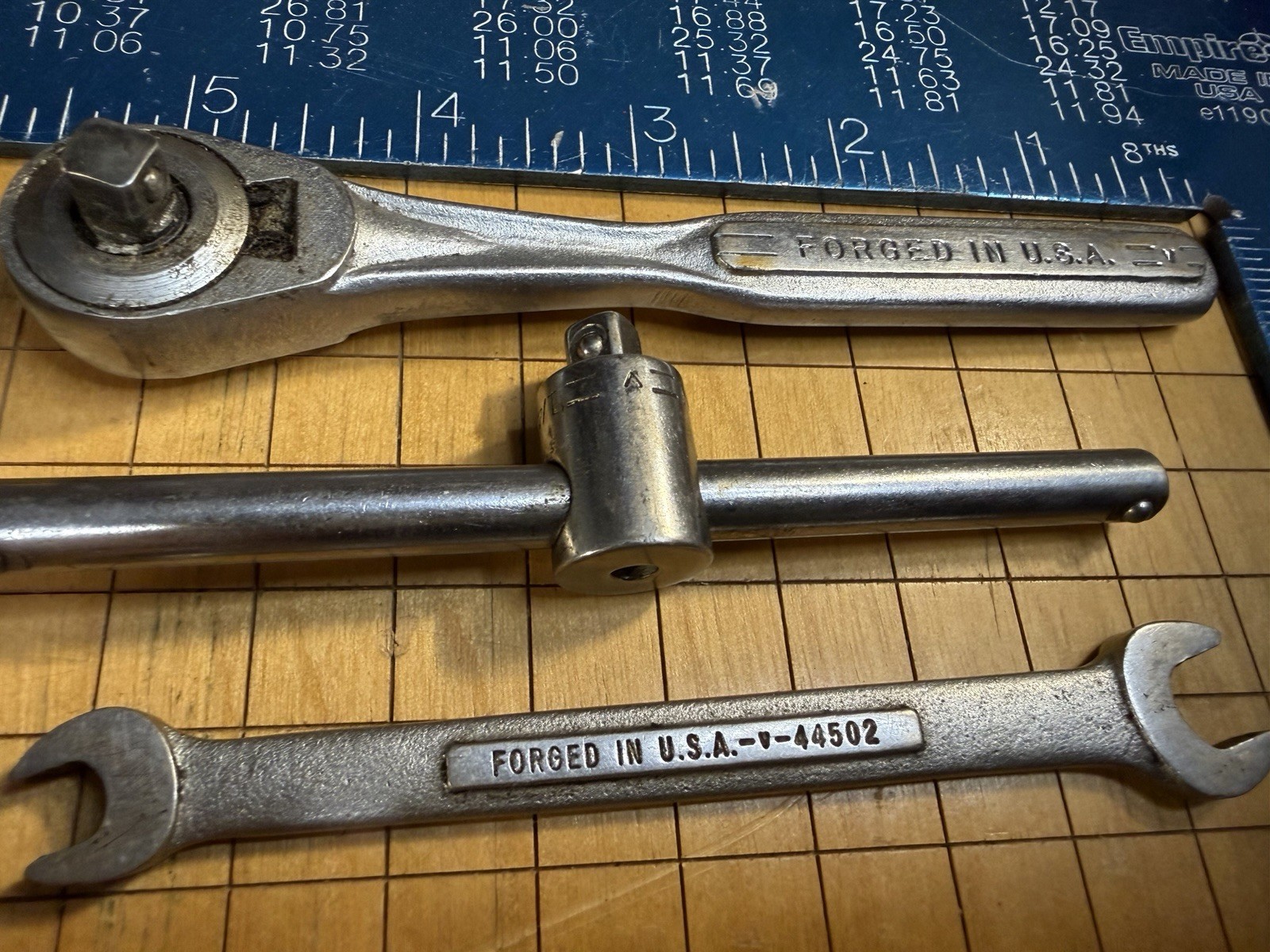 Vintage Craftsman =V= 1/4″ Drive Socket Set Butterfly Ratchet Raised Panel Box