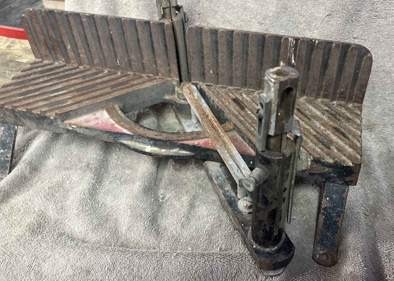 Vintage Sears Craftsman Model 1201 Miter Box – Made In USA – Cast Iron
