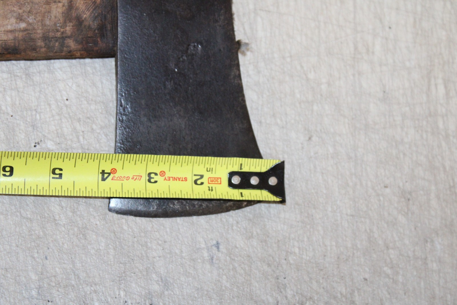 VINTAGE SENTRY CAMP AXE 28”