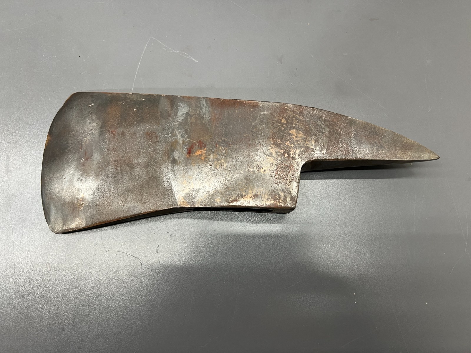 (H1) RARE ANTIQUE 1800’S W.M. BEATTY & SONS CHESTER PA FIREMANS AXE HEAD – USA