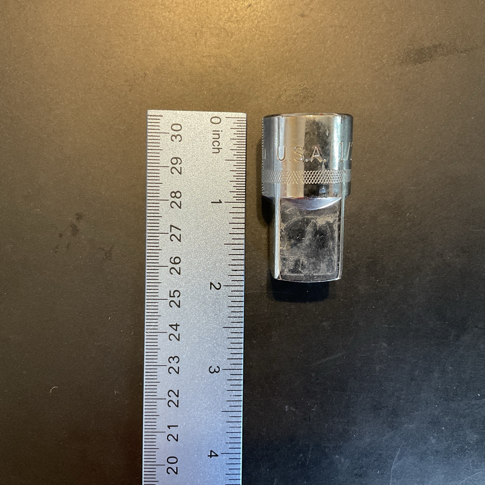 EASCO 1/2″ Female to 3/4″ Male Socket Adapter #73 1524 Excellent Condition