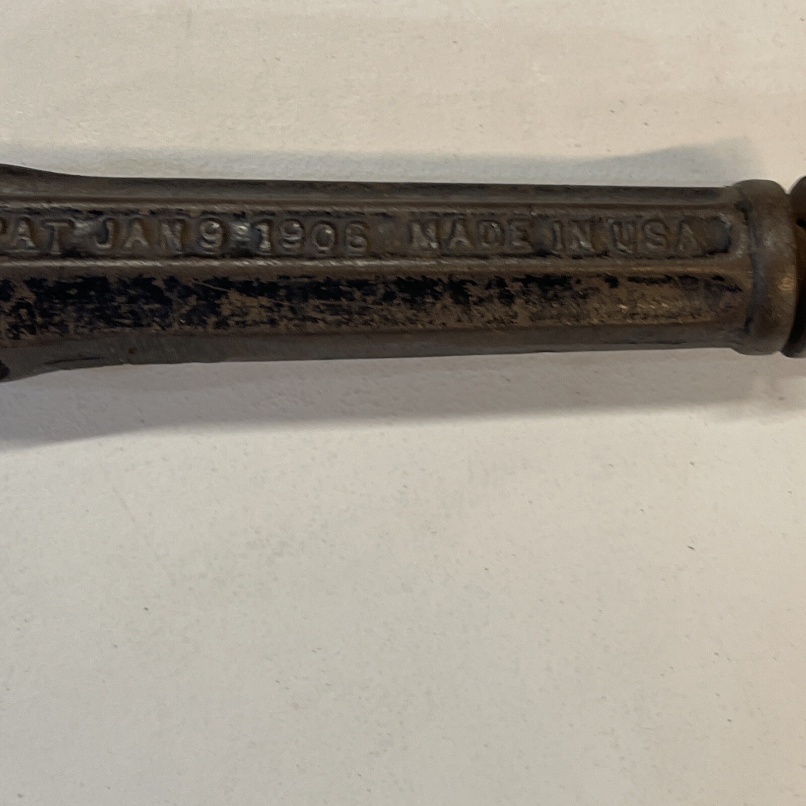 Antique Used “New Jumbo 1906 Nail Puller by Bridgeport Hardware MFG Corp” Tool