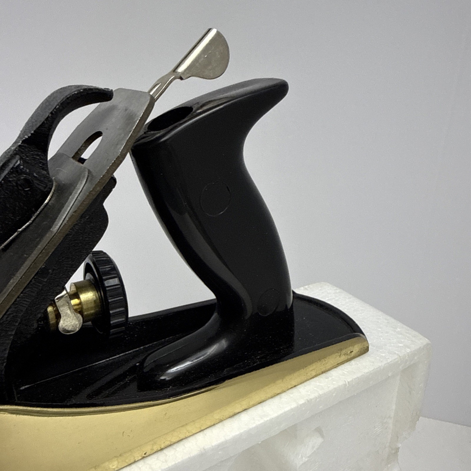 VINTAGE AMT BRASS PLATED WOOD WORKING PLANE – 2 1/4 X 11 1/2”