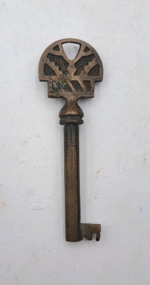 Antique / Vintage Eastlake Barrel Key Brass Victorian Door Lock Old Skeleton Key