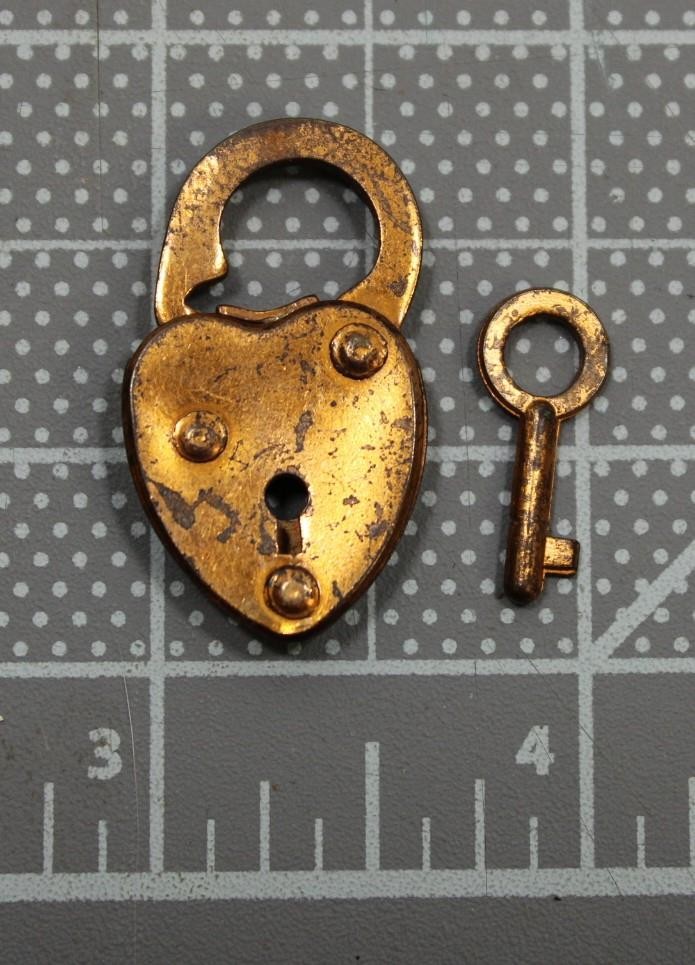 Miniature Working Heart Shapped Pad Lock with Original Key Try1-6