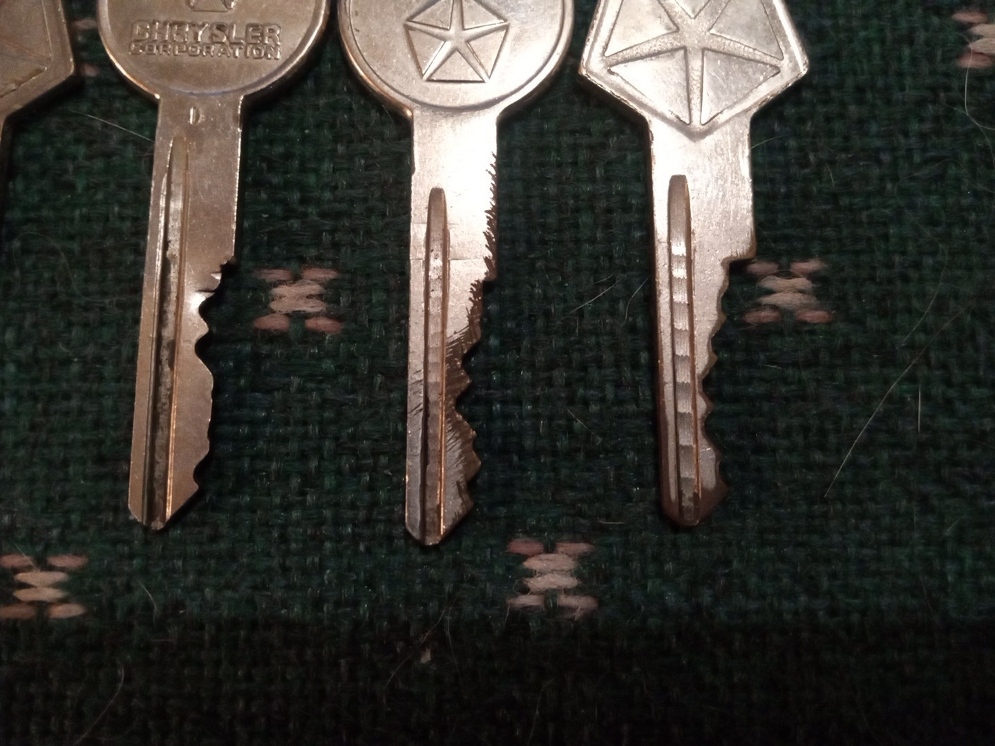 Vintage Chrysler Keys Lot Of 4 USA Great Condition 3 Unique Designs Very Rare