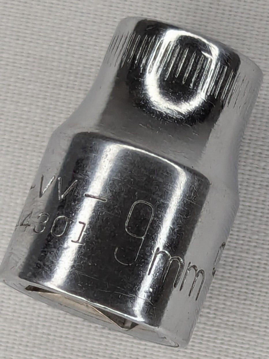 Vintage Craftsman 9 mm x 3/8″ Drive 12 Point Socket VV 44301 Made in USA