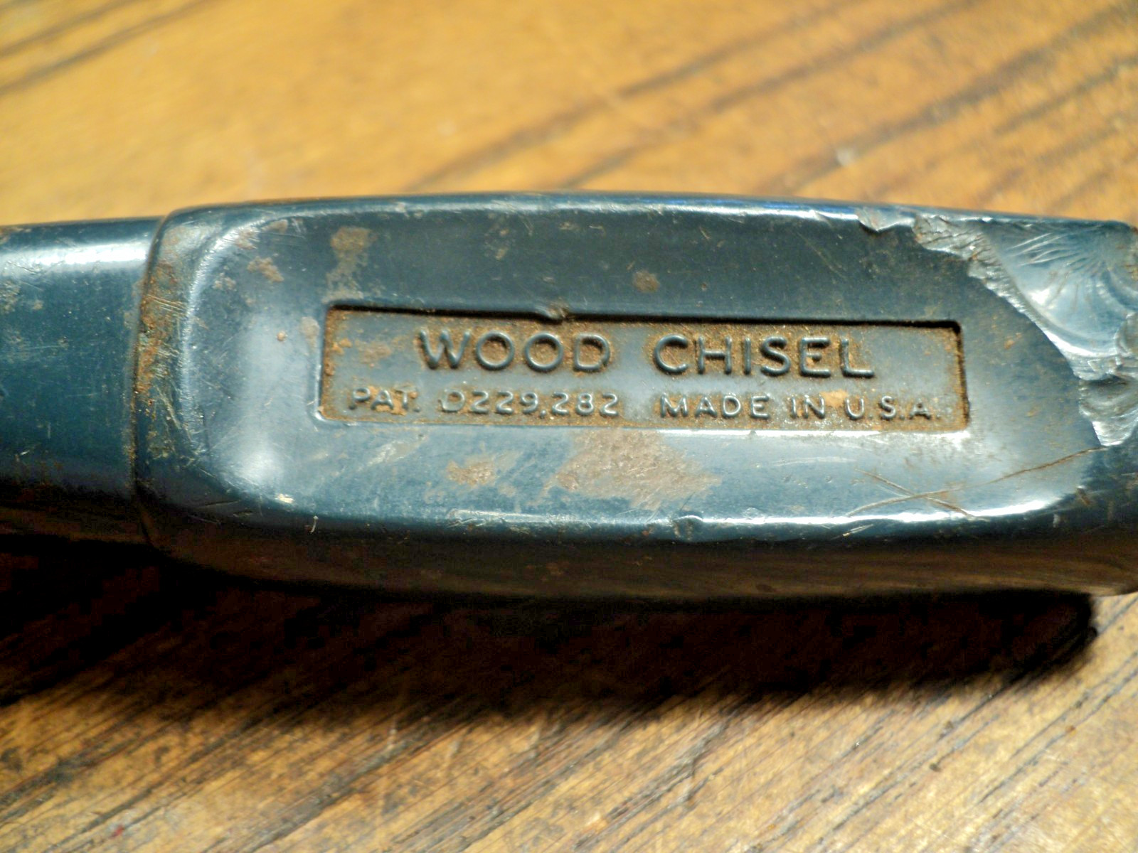 Vintage 1″ Wide Wood Chisel Tool No. D229282 7-1/2″ Long USA