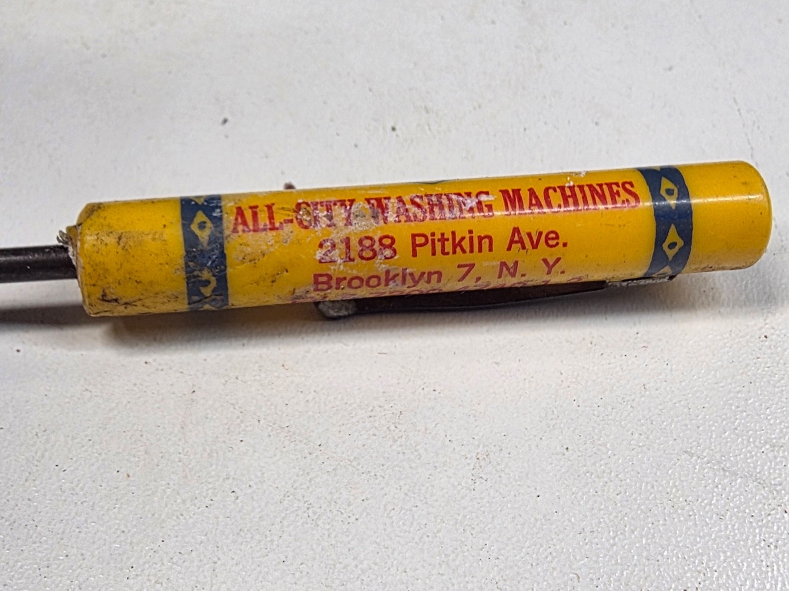 Vintage style pocket Fat Head Screwdriver.