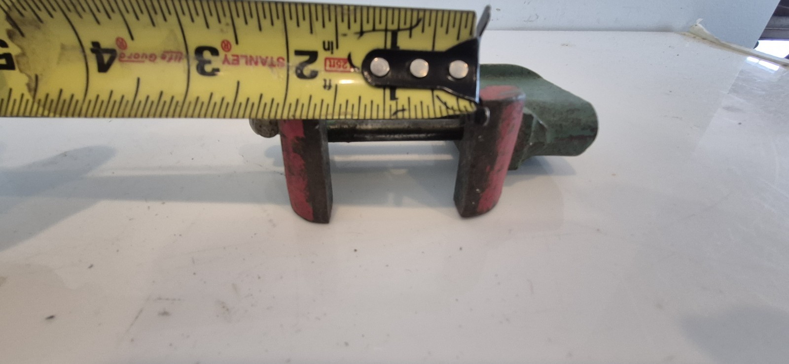Vintage Premier Small 1 1/2″ Clamp-On Bench Table-Top Vise