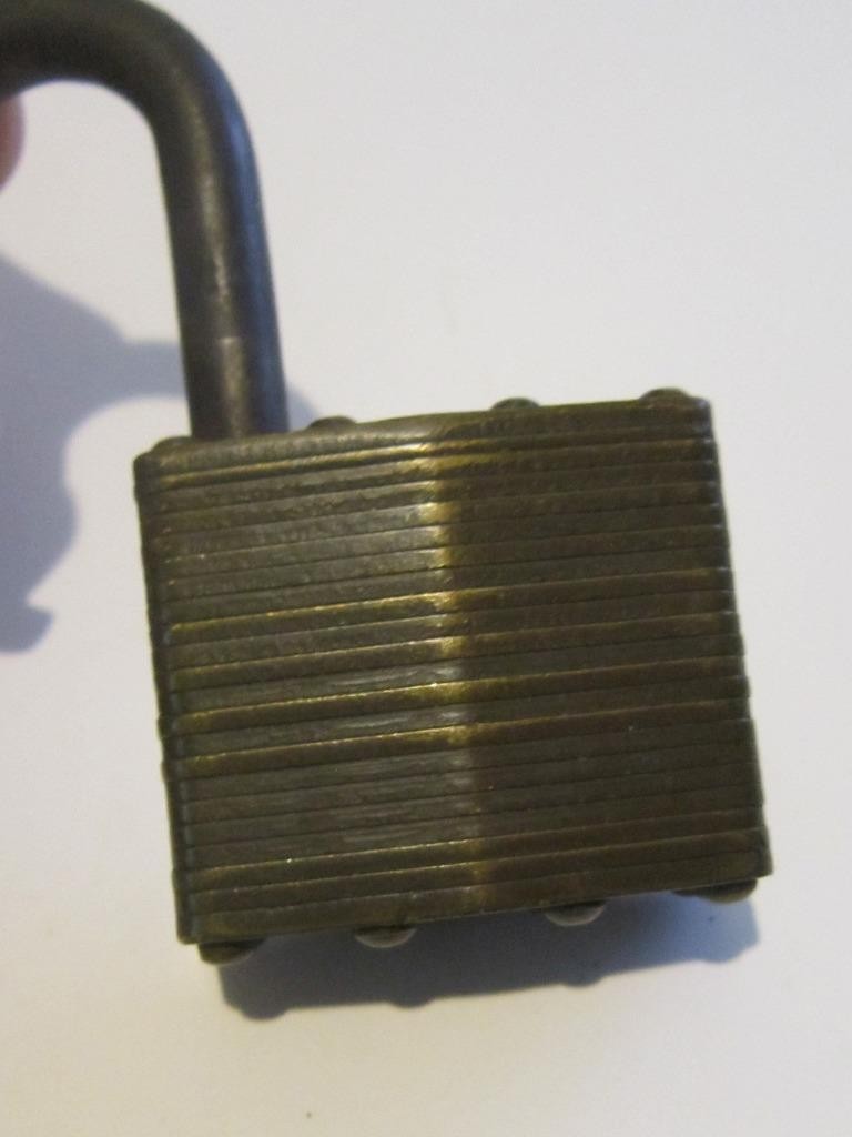 VINTAGE MASTER PADLOCK #2 WITH THE ORIGINAL WALKING LION KEY #2949