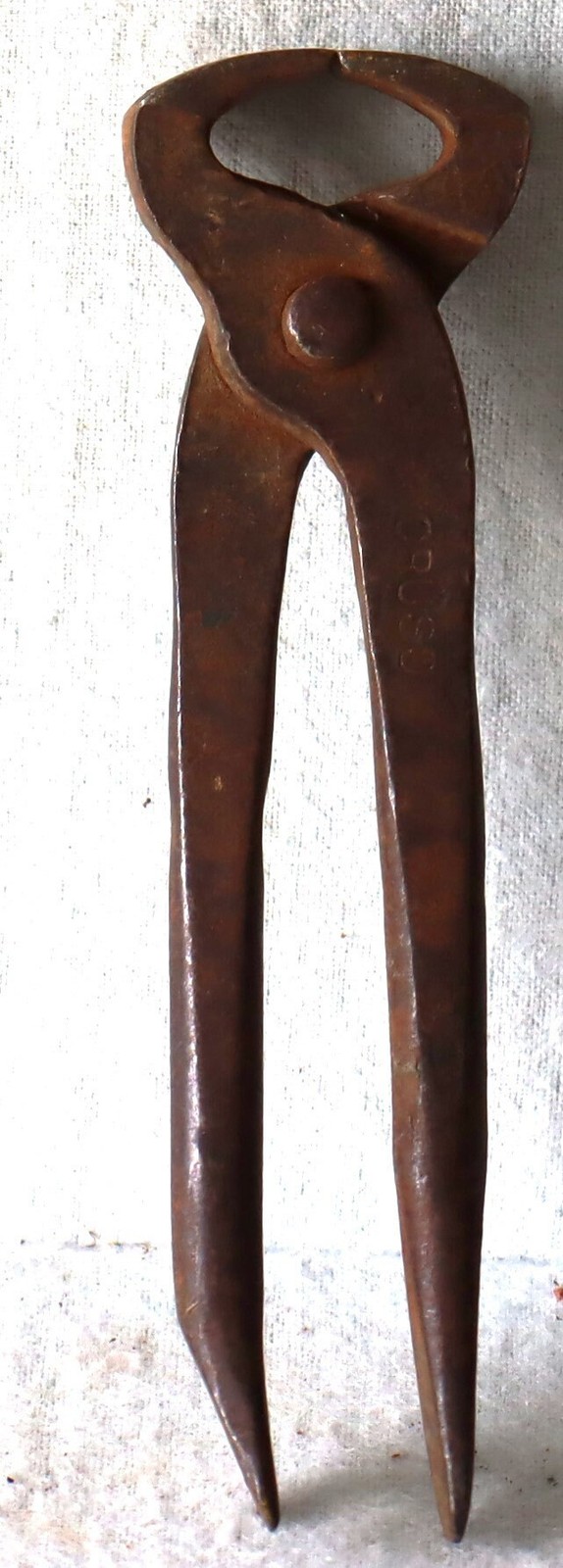 Vintage 6 inch Cruso nipper Hoof nipper ot nail puller pry bar