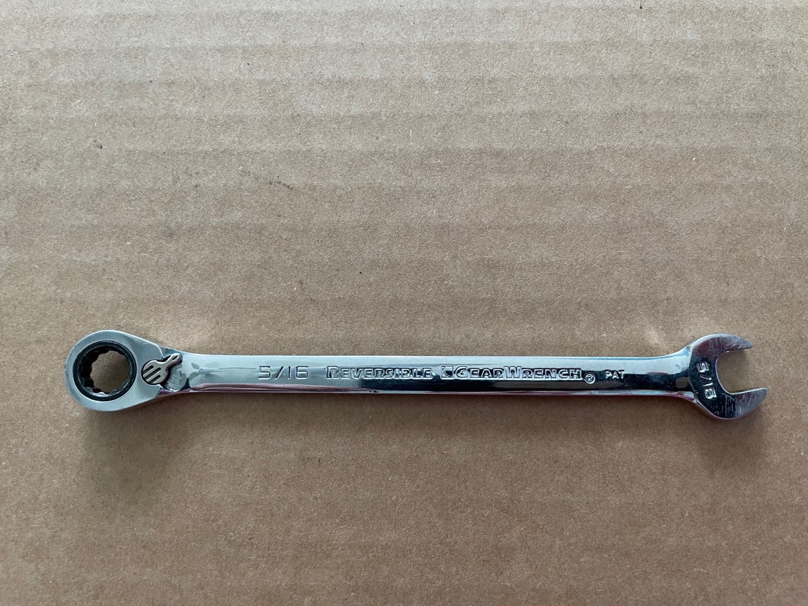 Vintage GEARWRENCH Metric Reversible Ratcheting Combination Wrench 5/16″