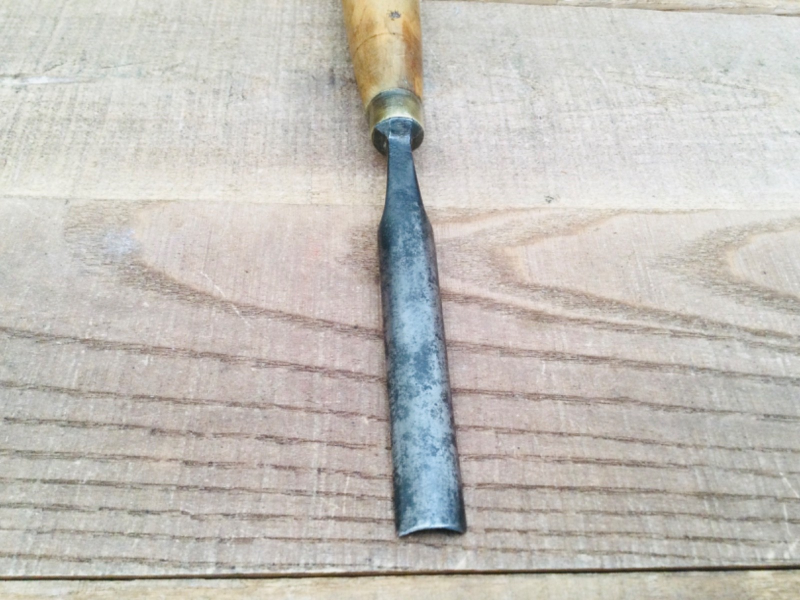 Vintage 1/2 in Ward & Payne Incannel Gouge Chisel Boxwood Handle