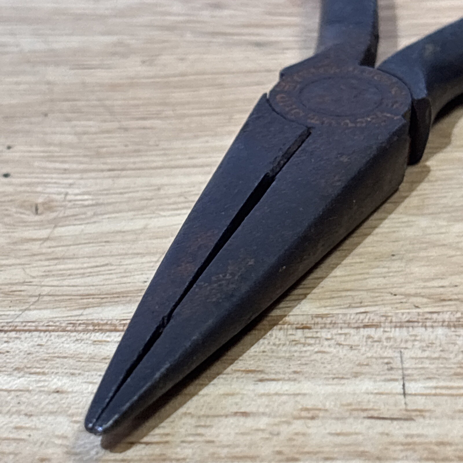 Pre Snap On 7″ Vacuum Grip Needle Nose Pliers No. 196 Vintage Newport, PA USA