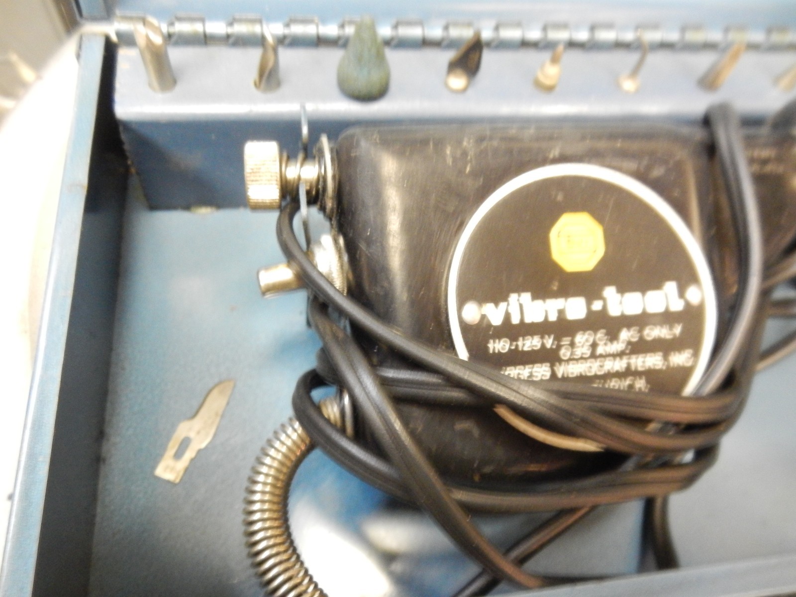 VINTAGE ELECTRIC VIBRO TOOL