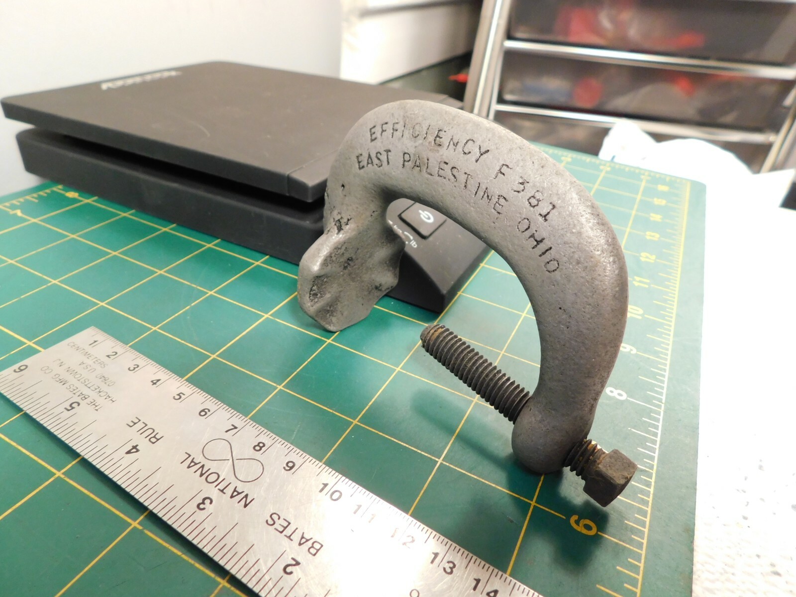 Vintage Efficiency F381 Patent No.1774878 Tube Patch Clamp East Palestine Ohio