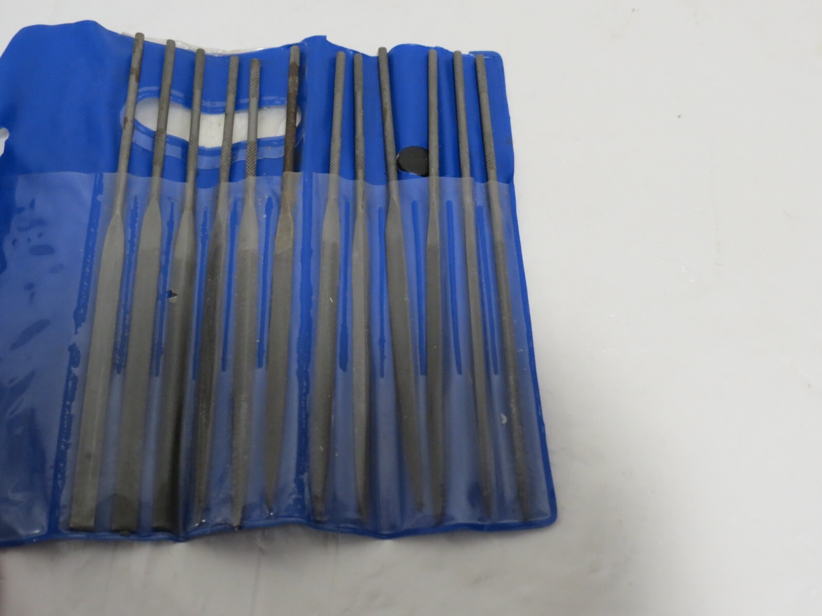 R.H.N. Needle Files 12 Pieces 6 1/4″ Cut 0 w/ case