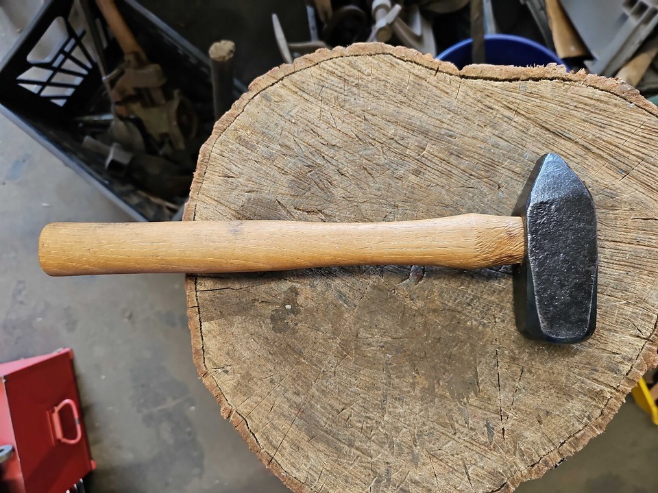 Blacksmith turning hammer great shape 2.5lb 14″ wooden handle