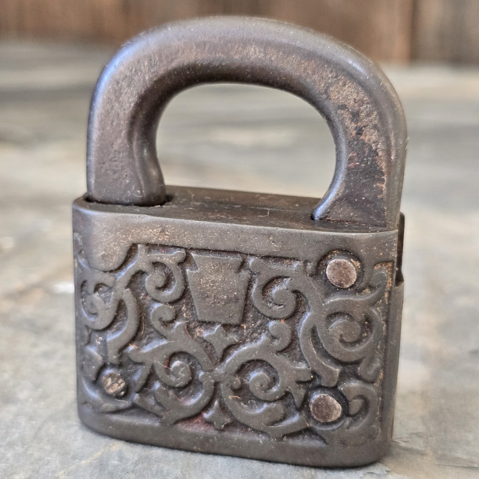 Antique Cast Iron E.T. Fraim Story Padlock Scrolled Iron & Keystone w/ Lock Key