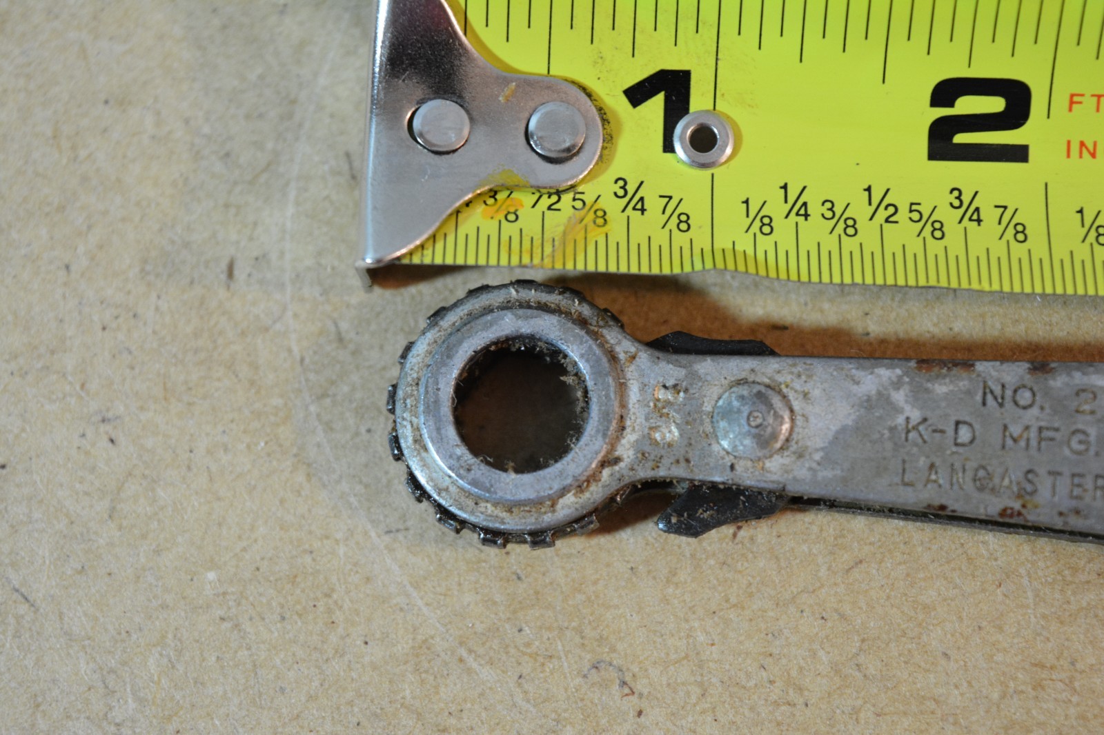 Vtg K-D TOOLS 2 BOX END RATCHETING WRENCHS No. 21 & 24 Made In United States
