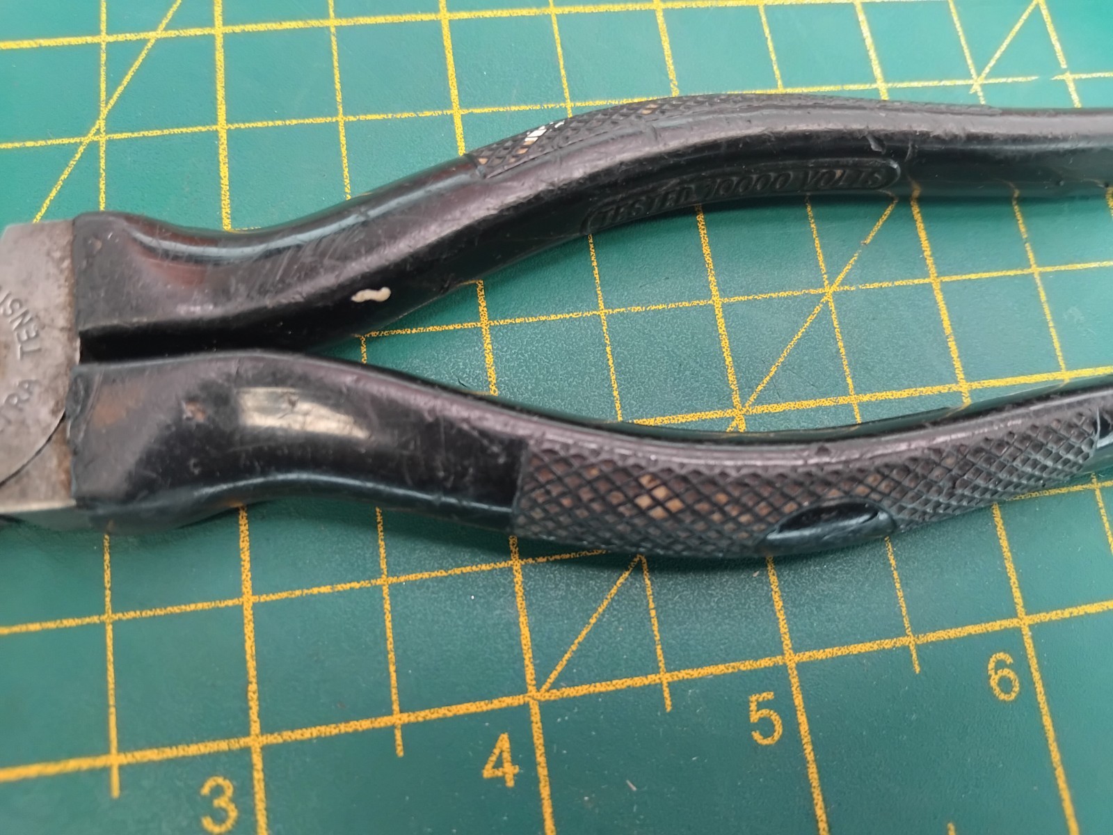 Vintage Elliott Lucas PW2163-7” Pliers. LT23965-SP