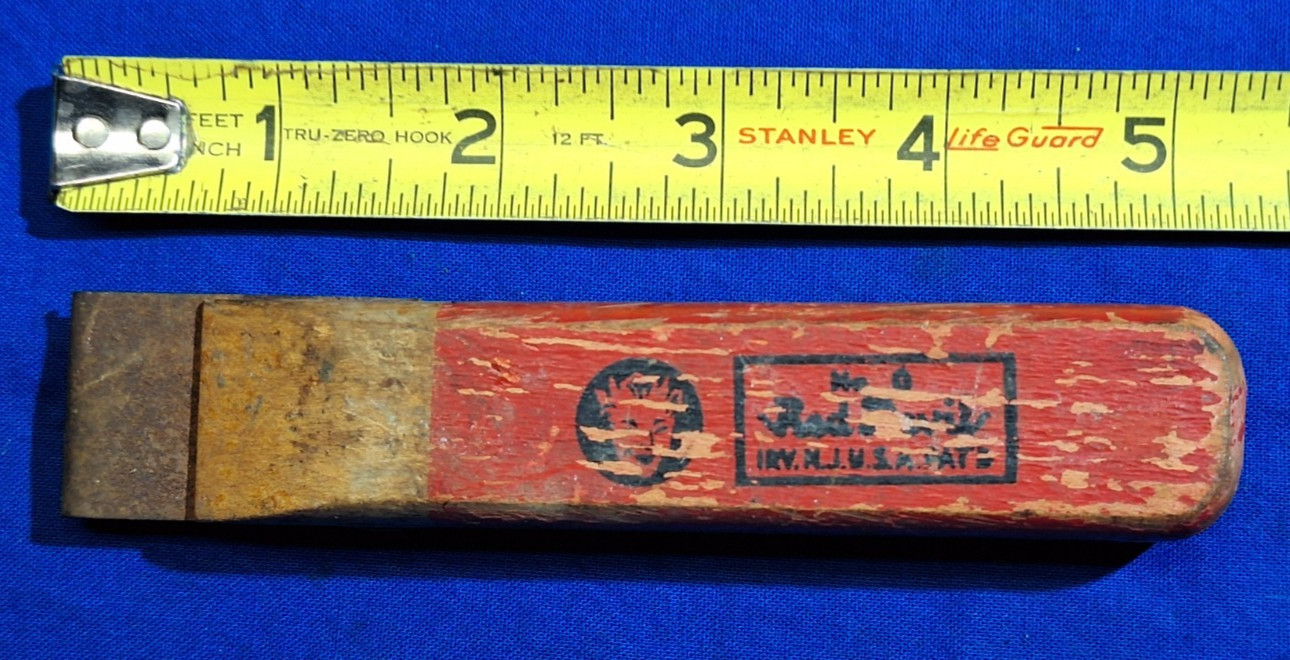 Vintage Red Devil No 0 paint scraper with red wood handle 1″ wide Irvington NJ