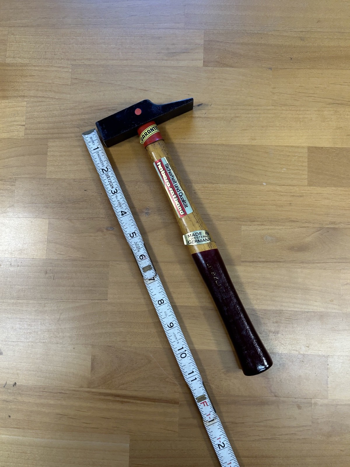 Habero Cabinetmaker’s Hammer 22mm head, 230 grams.