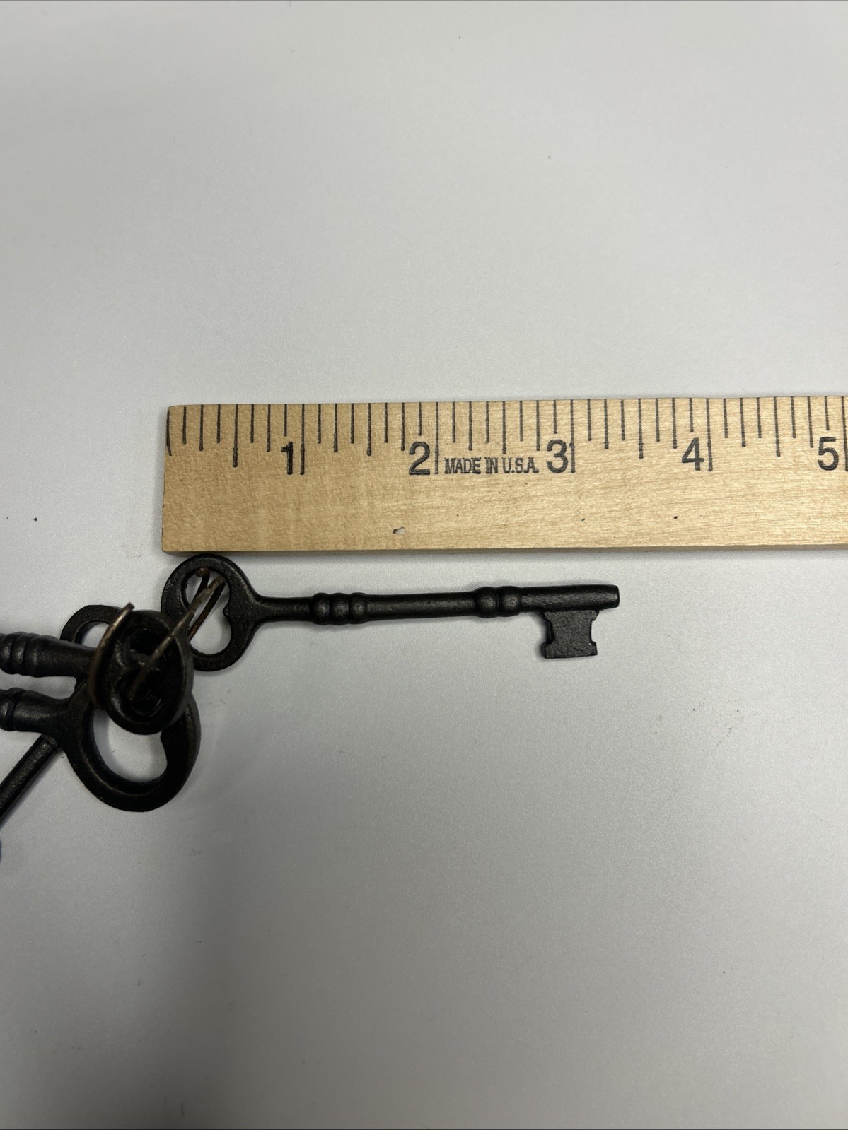 Set of 4 Cast Iron Black Skeleton Keys Decor Vintage Old West Jail Key Pirate